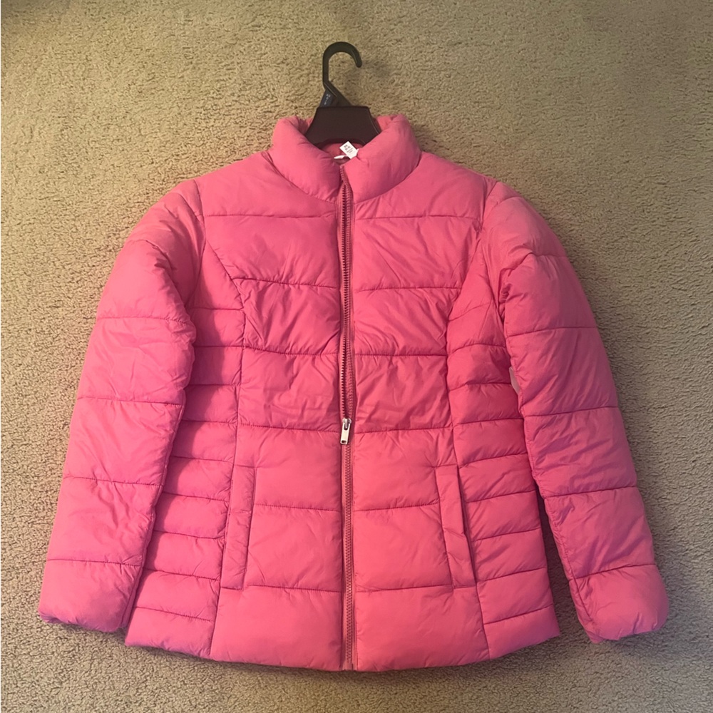 Perfect lightweight Rose Puffer